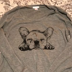 Gray long sleeve tee